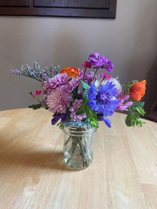 Happy Friday Sale : Mason Jar  Spring Mix